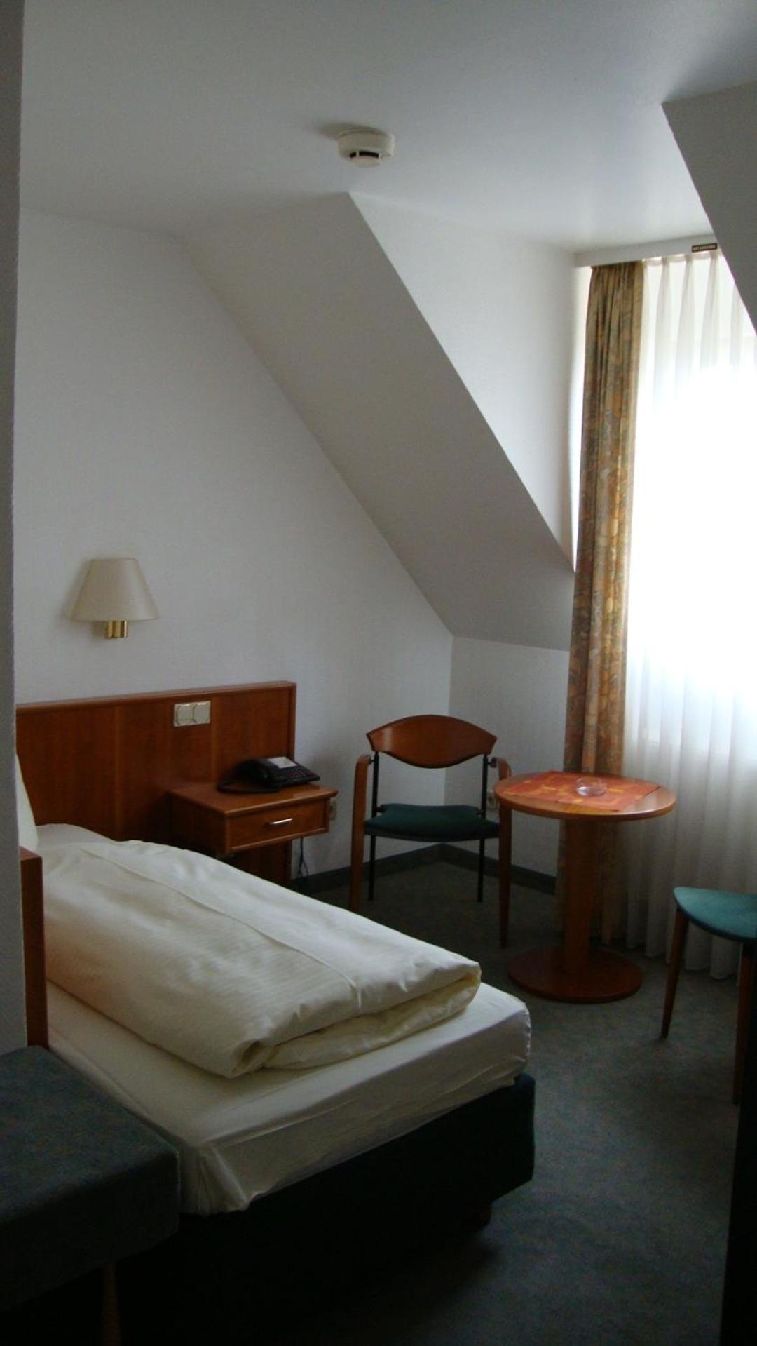 Hotel Offenthaler Hof Dreieich Exterior foto